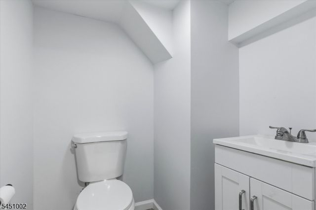 274 Brighton Ave, East Orange City, NJ 07017