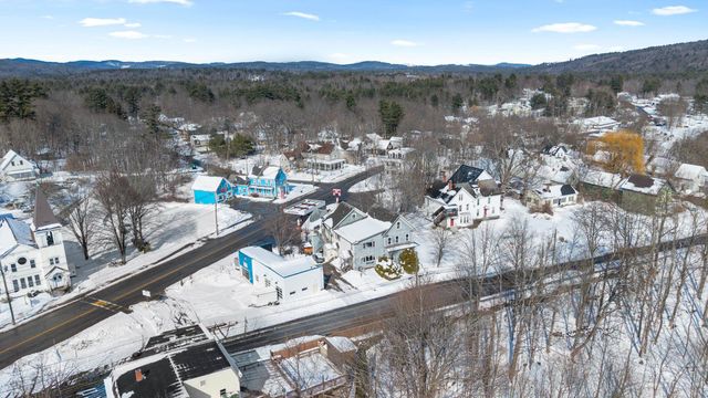 6 Depot Street, Hillsborough, NH 03244