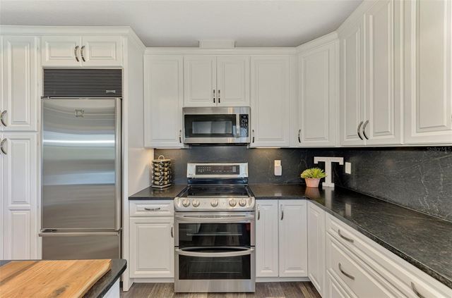 10411 CORAL LANDINGS LANE 85, Placida, FL 33946