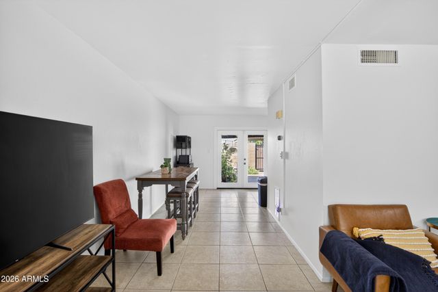 5007 S TERRACE Road, Tempe, AZ 85282