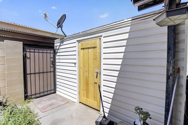 5007 S TERRACE Road, Tempe, AZ 85282