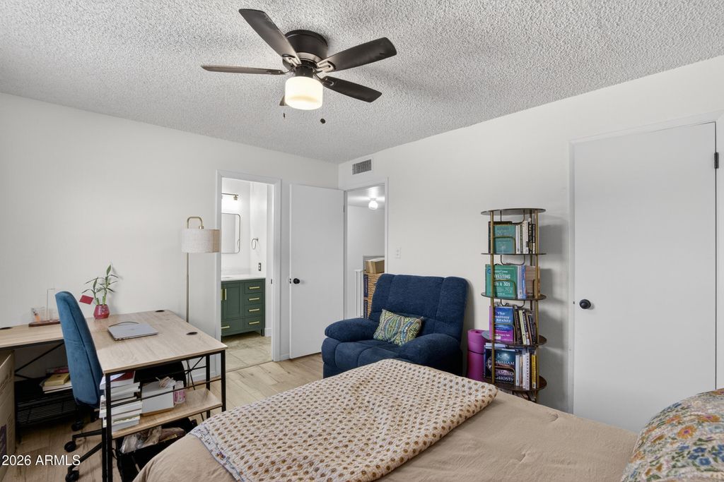 Image 16 of property listing at 5007 S TERRACE Road, Tempe, AZ 85282
