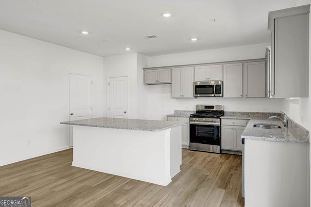 2089 Pecan Drive, Douglasville, GA 30135