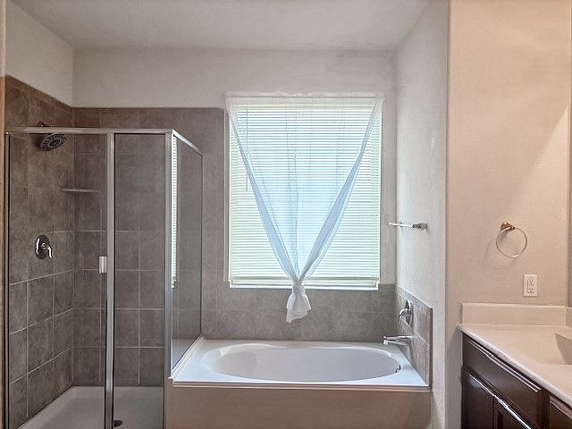608 S Heights Drive, Crowley, TX 76036