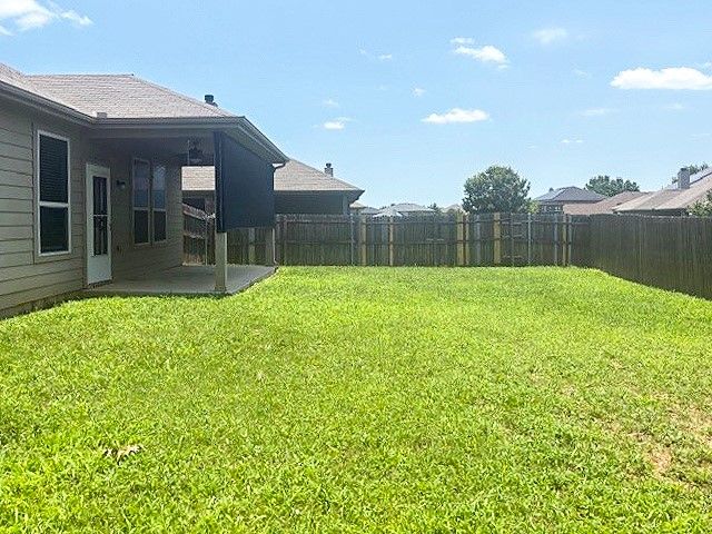 608 S Heights Drive, Crowley, TX 76036