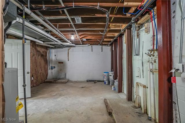 5327 Dunfred Circle SE, Canton, OH 44707