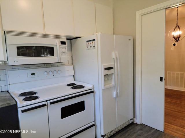 6216 SUDBURY Avenue S, Jacksonville, FL 32210