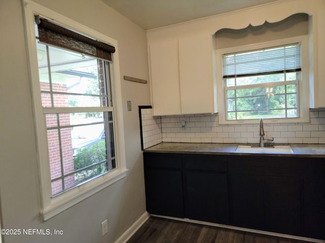 6216 SUDBURY Avenue S, Jacksonville, FL 32210