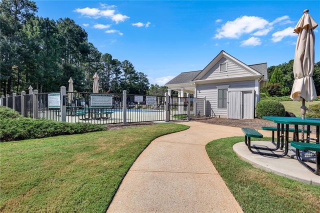 1934 Mclennon Court, Lawrenceville, GA 30043