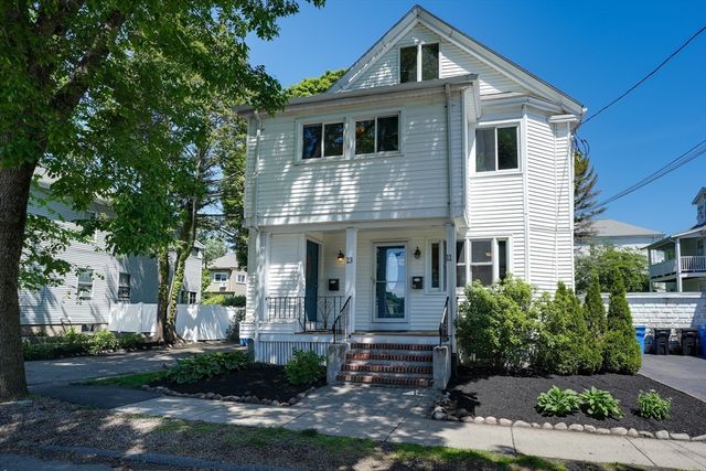 13 Walnut St 13, Belmont, MA 02478