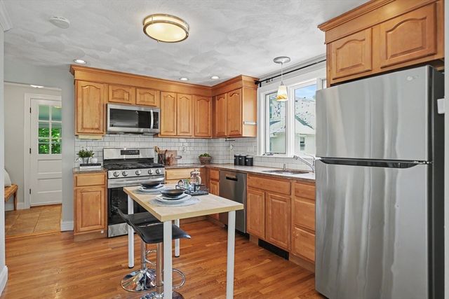 13 Walnut St 13, Belmont, MA 02478