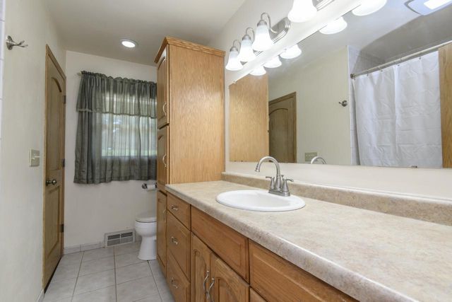 245 S Hine STREET, Waukesha, WI 53188