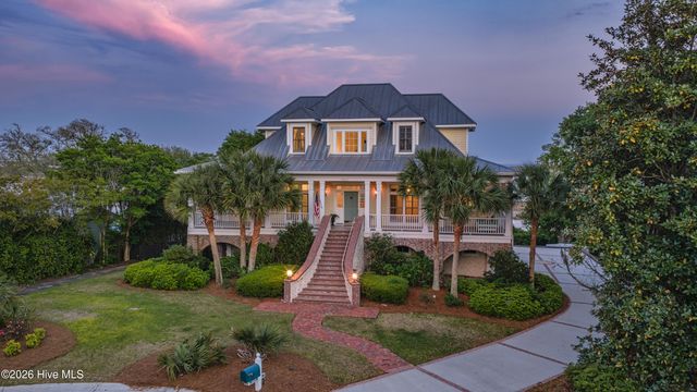 1922 Masons Bluff Court, Wilmington, NC 28411