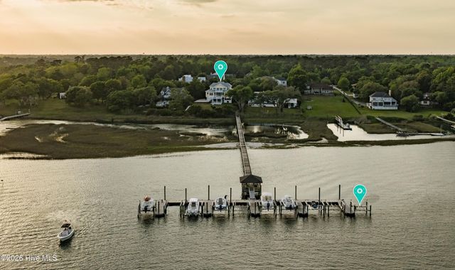 1922 Masons Bluff Court, Wilmington, NC 28411