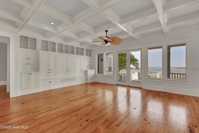 1922 Masons Bluff Court, Wilmington, NC 28411