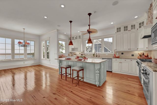 1922 Masons Bluff Court, Wilmington, NC 28411