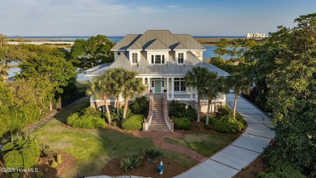 1922 Masons Bluff Court, Wilmington, NC 28411