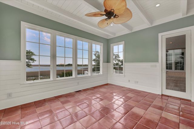 1922 Masons Bluff Court, Wilmington, NC 28411
