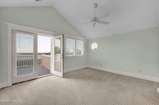 1922 Masons Bluff Court, Wilmington, NC 28411