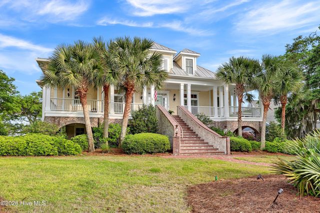 1922 Masons Bluff Court, Wilmington, NC 28411