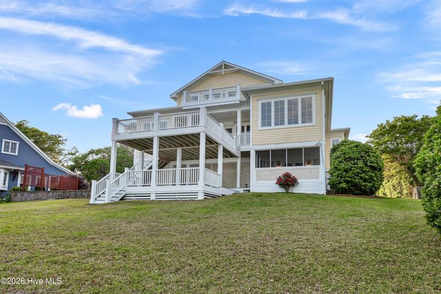 1922 Masons Bluff Court, Wilmington, NC 28411
