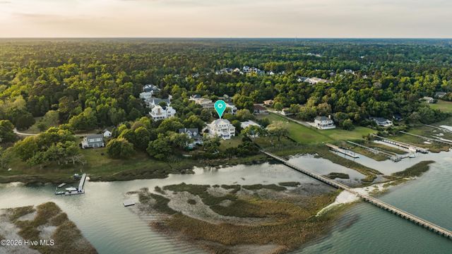 1922 Masons Bluff Court, Wilmington, NC 28411