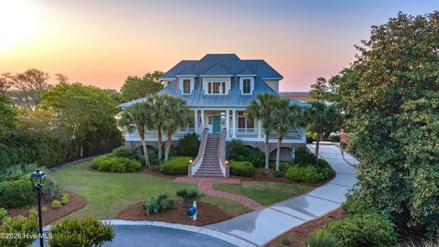 1922 Masons Bluff Court, Wilmington, NC 28411