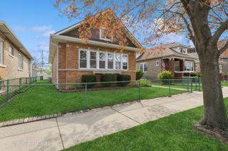 4025 N Menard Avenue, Chicago, IL 60634