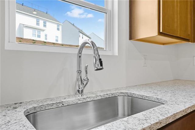 153 Bloomfield Circle, Canton, GA 30114