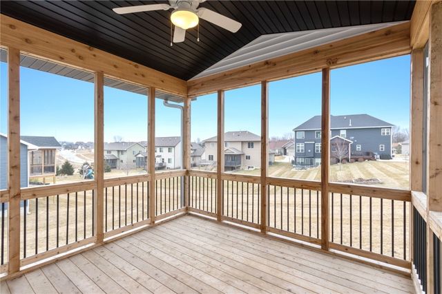 1212 Timber Trail, Solon, IA 52333