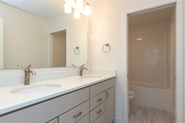 1212 Timber Trail, Solon, IA 52333