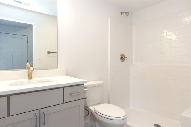 1212 Timber Trail, Solon, IA 52333