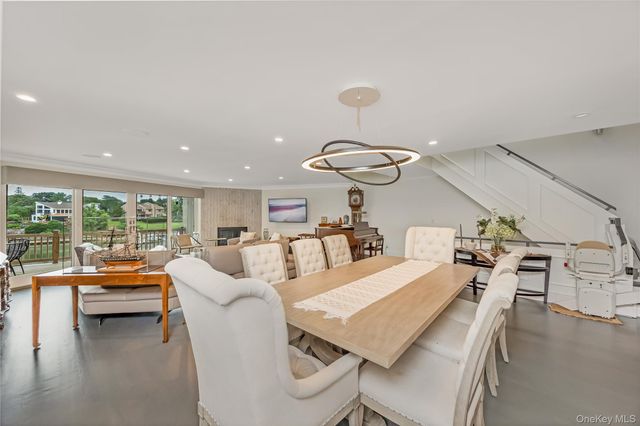 8 Lady Janes Way, Northport, NY 11768