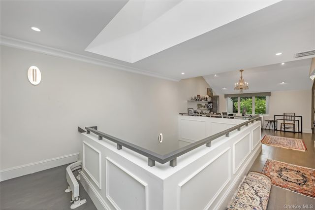 8 Lady Janes Way, Northport, NY 11768