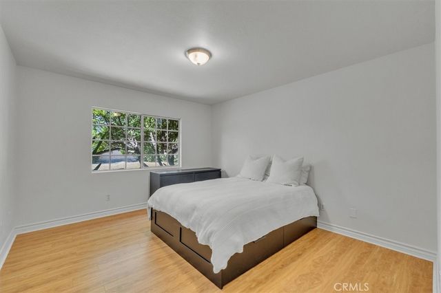 17082 Parthenia, Sherwood Forest, CA 91325