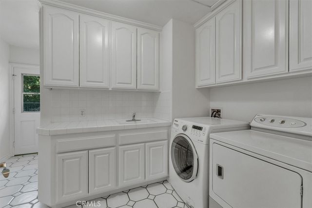 17082 Parthenia, Sherwood Forest, CA 91325