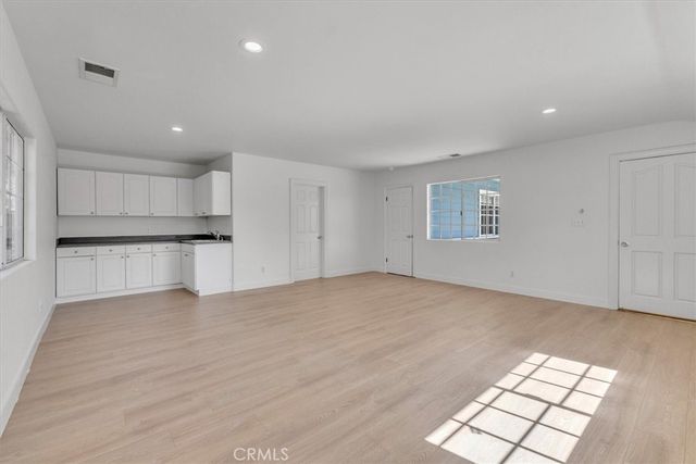 17082 Parthenia, Sherwood Forest, CA 91325
