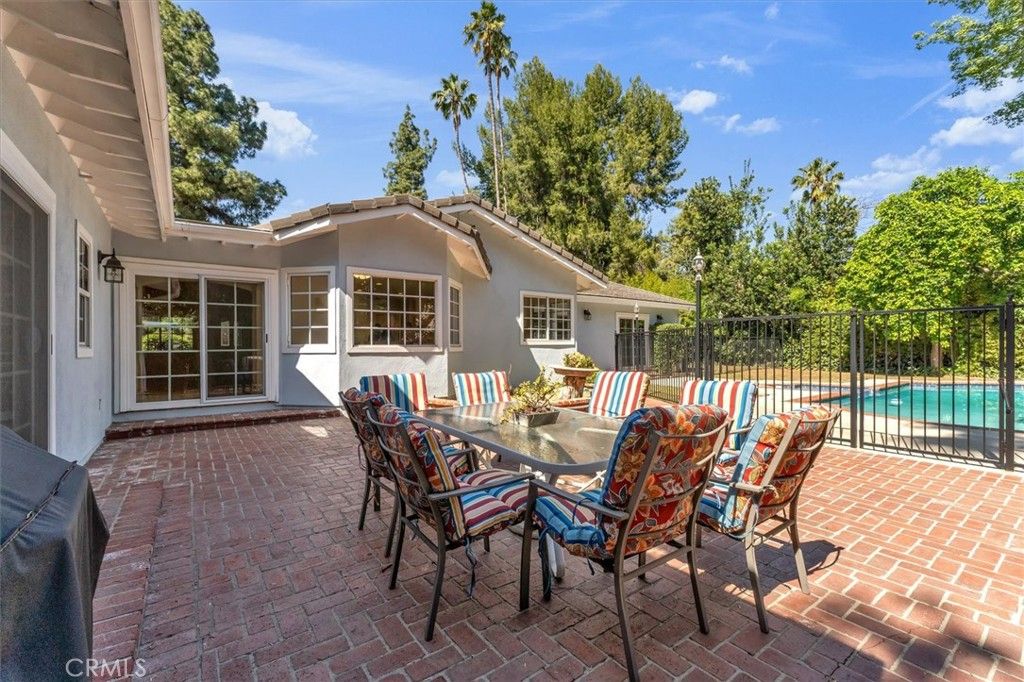 Image 37 of property listing at 17082 Parthenia, Sherwood Forest, CA 91325