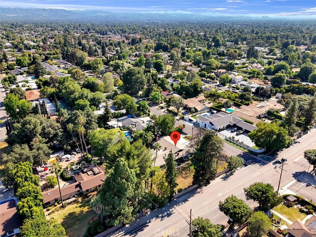 Image 53 of property listing at 17082 Parthenia, Sherwood Forest, CA 91325