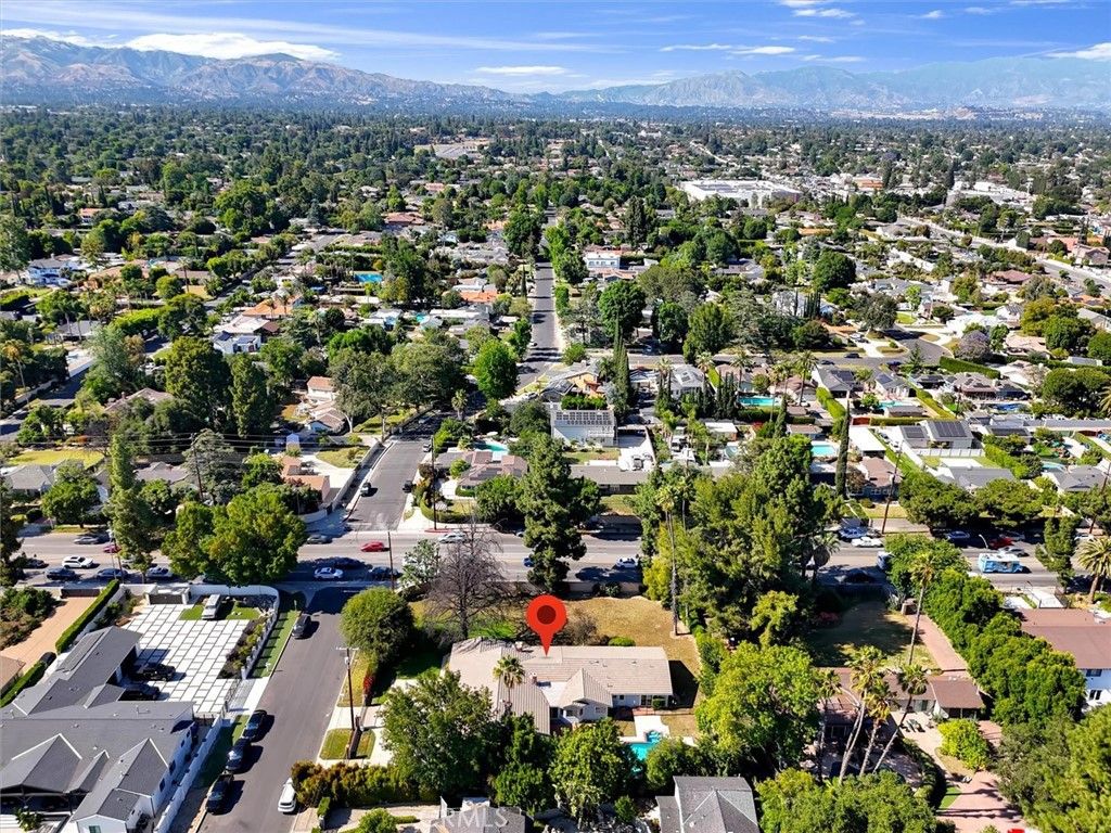 Image 54 of property listing at 17082 Parthenia, Sherwood Forest, CA 91325