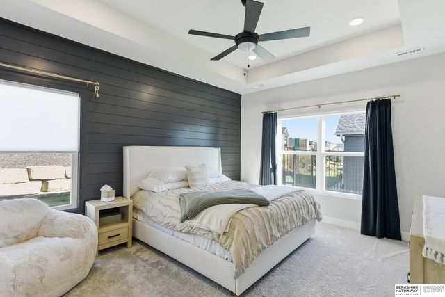 6017 N HWS Cleveland Boulevard, Omaha, NE 68116