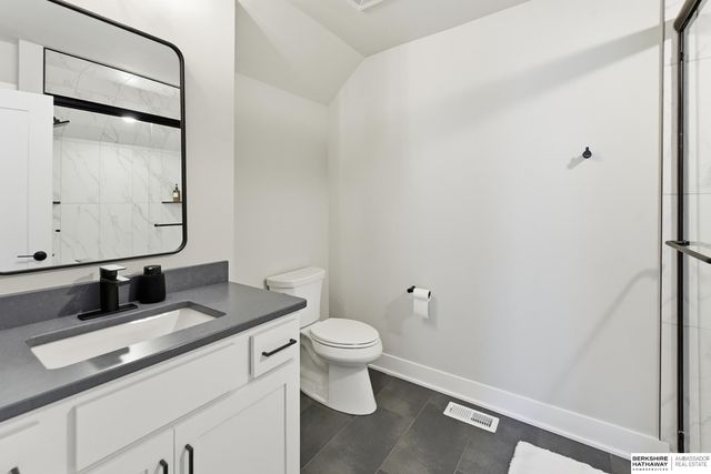 6017 N HWS Cleveland Boulevard, Omaha, NE 68116