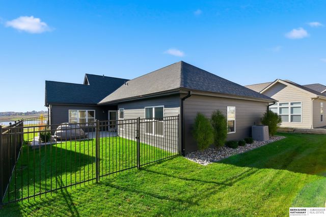 6017 N HWS Cleveland Boulevard, Omaha, NE 68116