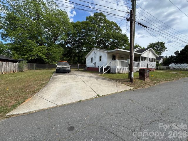 3209 Lasalle Street, Charlotte, NC 28216