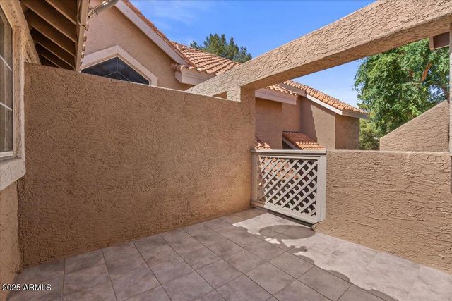 1633 E LAKESIDE Drive 167, Gilbert, AZ 85234