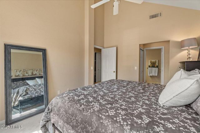 1633 E LAKESIDE Drive 167, Gilbert, AZ 85234