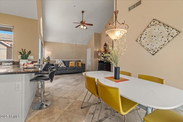 1633 E LAKESIDE Drive 167, Gilbert, AZ 85234