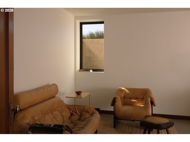 6015 Se SALMON St, Portland, OR 97215