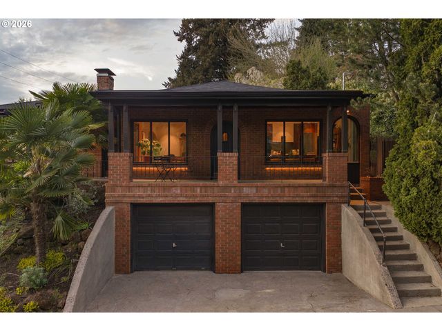 6015 Se SALMON St, Portland, OR 97215