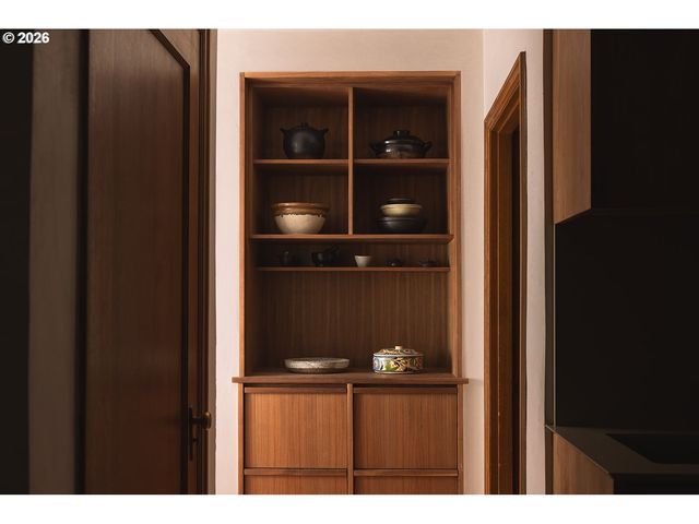 6015 Se SALMON St, Portland, OR 97215